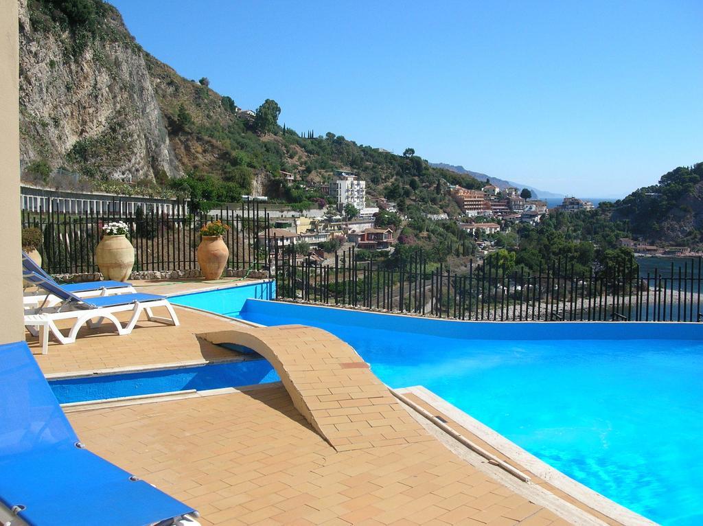 Villa Isola Bella Таормина Номер фото